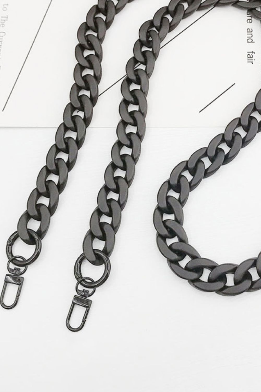 Resin Crossbody Chain - Doll Fits
