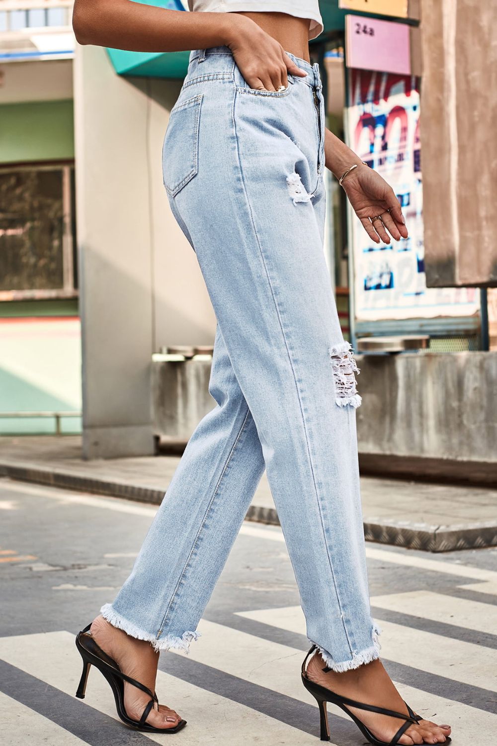 Distresssed Buttoned Loose Fit Jeans  - Doll Fits