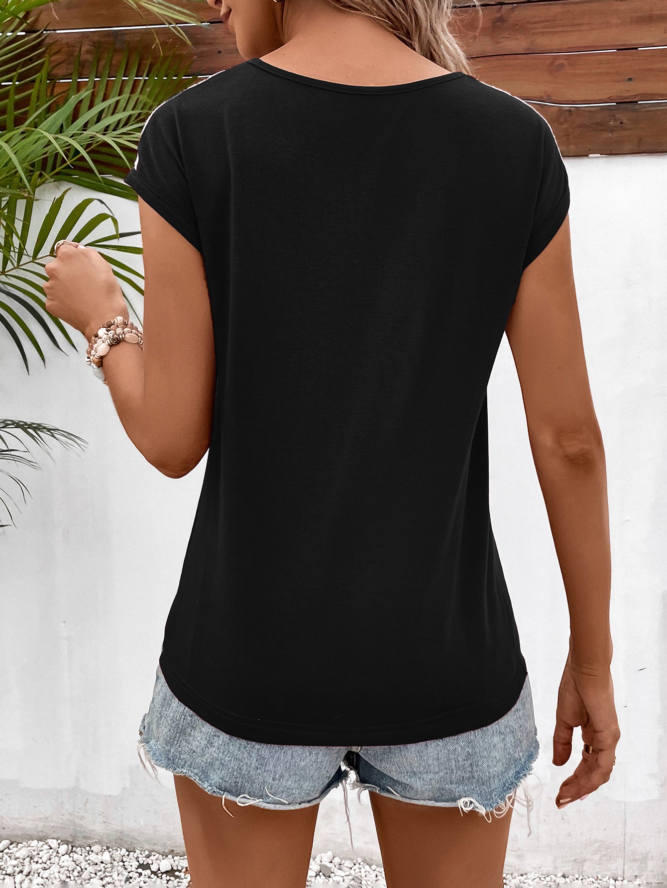 Spliced Lace V-Neck Twisted Hem Tee  Shirts & Tops- Doll Fits