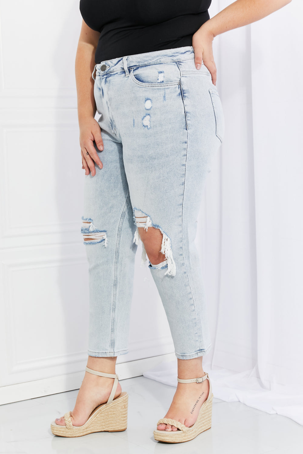 Vervet by Flying Monkey Stand Out Full Size Distressed Cropped Jeans  Pants- Doll Fits
