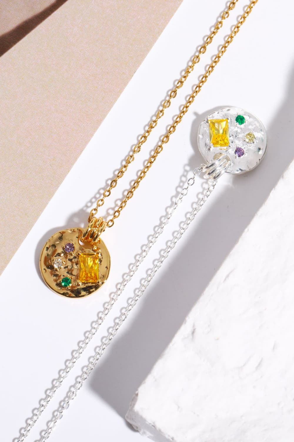 Inlaid Multicolored Zircon Round Pendant Copper Necklace  Necklaces- Doll Fits