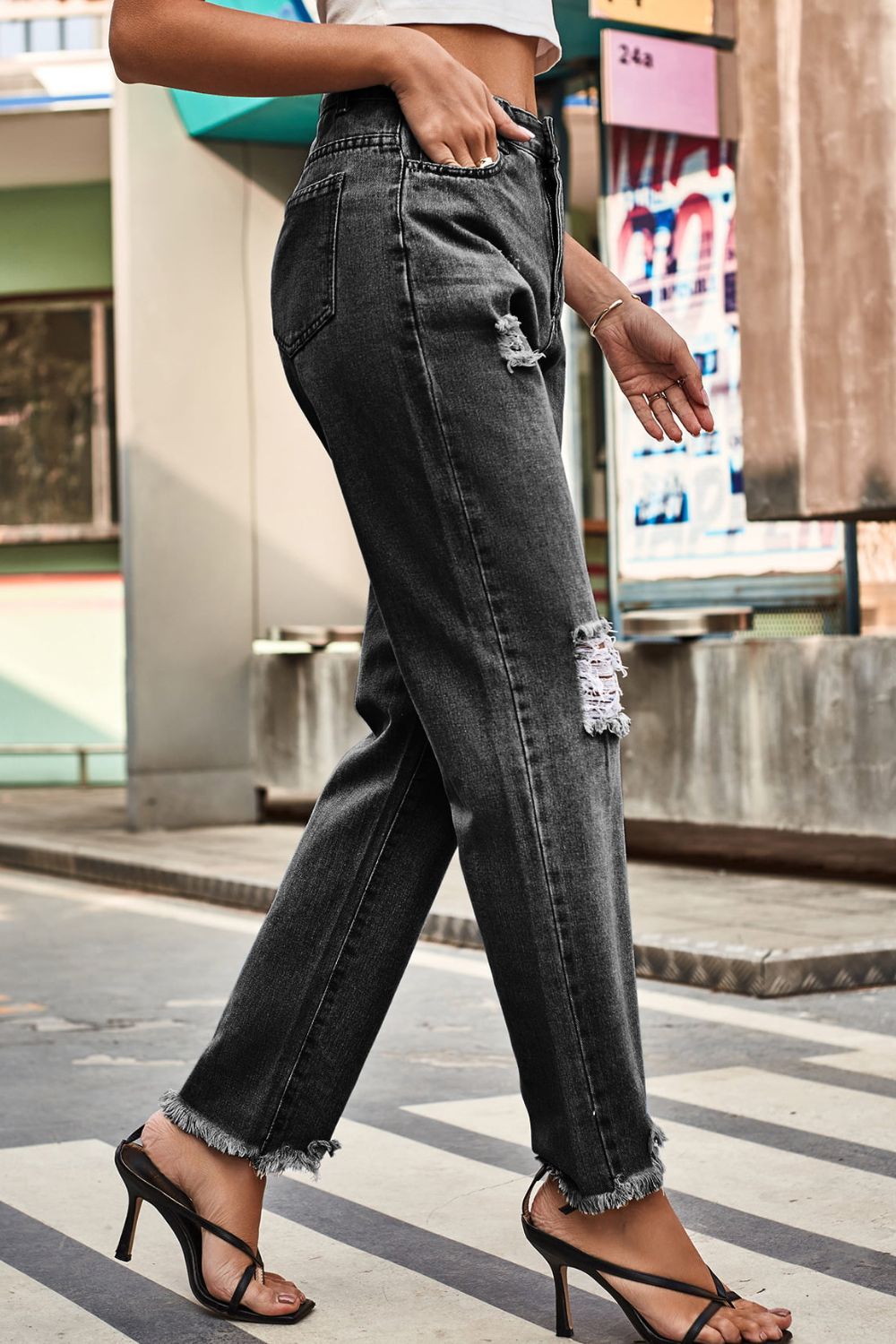 Distresssed Buttoned Loose Fit Jeans  - Doll Fits