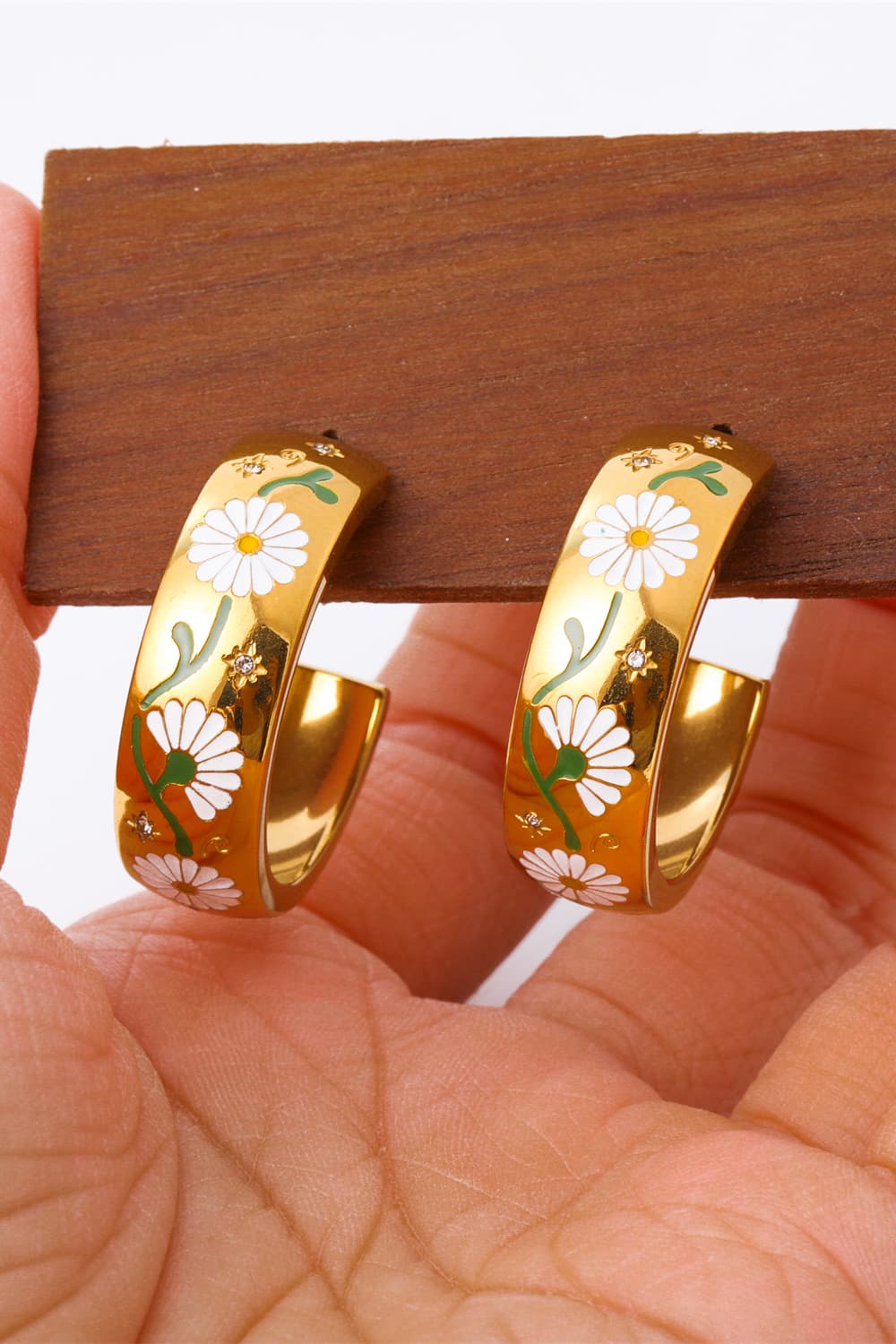 Stainless Steel 18K Gold Plated Ring Shape C-Hoop Earrings  Earrings- Doll Fits
