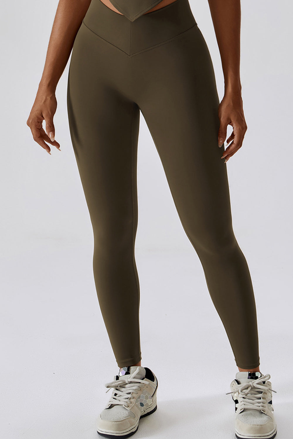 Wide Waistband Slim Fit Back Pocket Sports Leggings  - Doll Fits