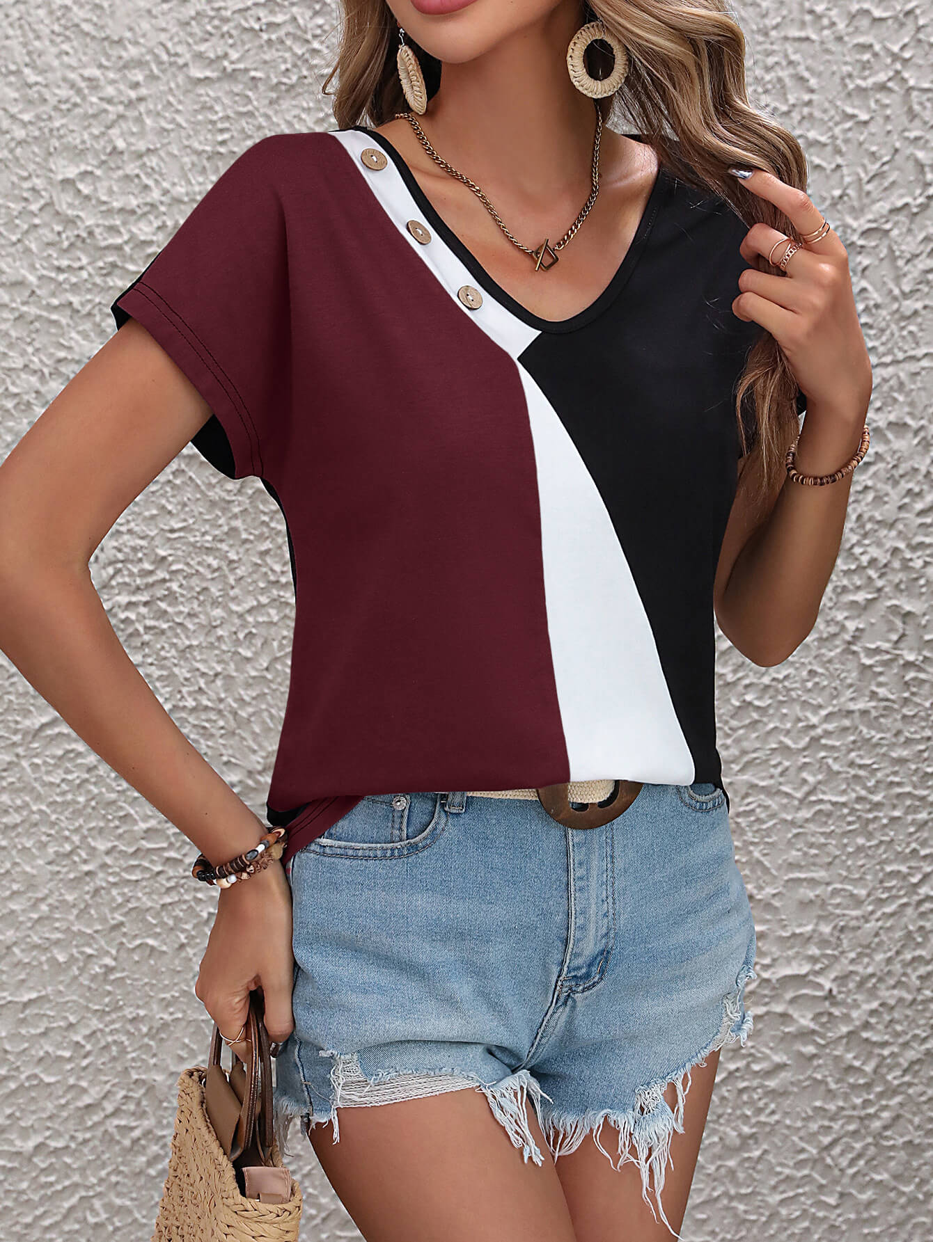 Color Block Decorative Button V-Neck Tee  - Doll Fits