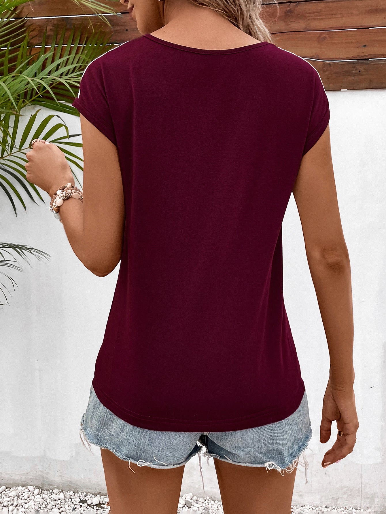 Spliced Lace V-Neck Twisted Hem Tee  Shirts & Tops- Doll Fits