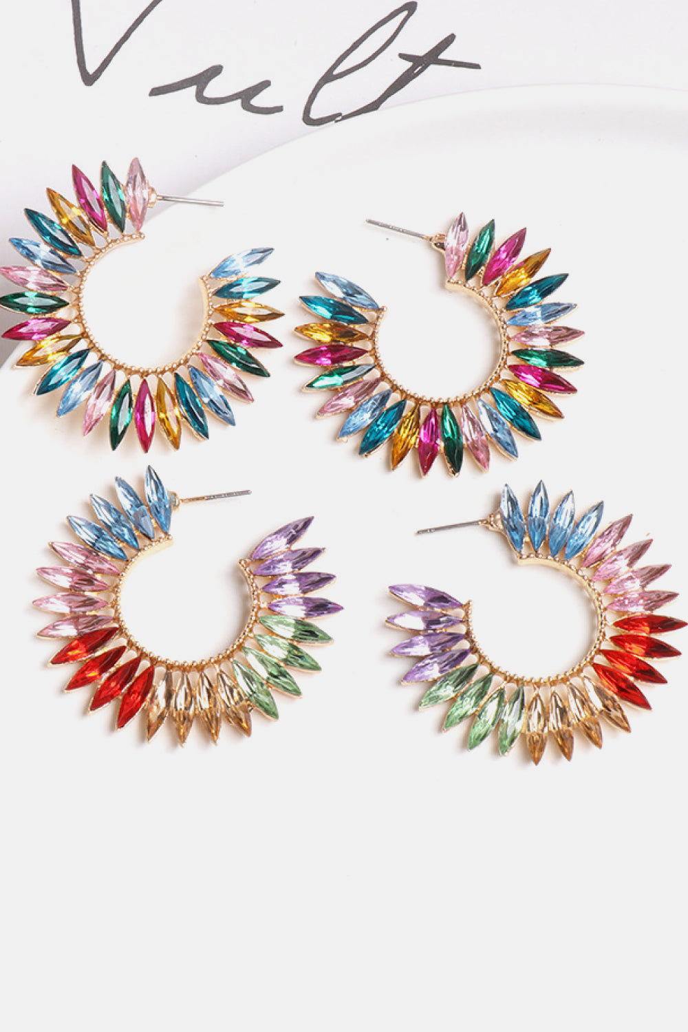 Zinc Alloy Acrylic C-Hoop Earrings  Earrings- Doll Fits