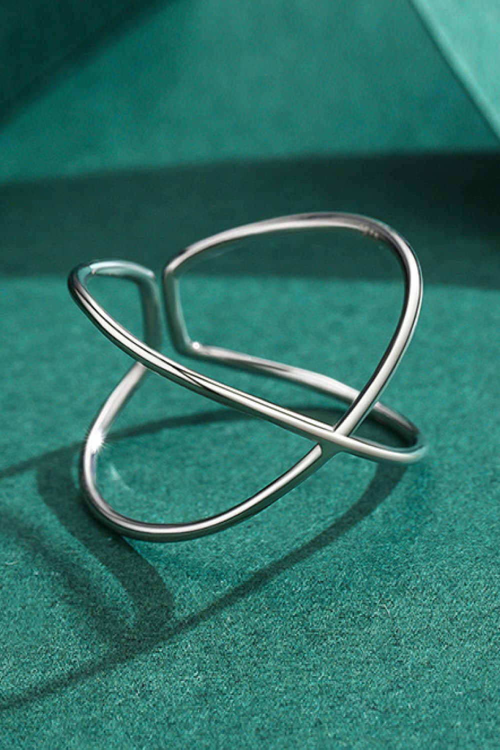 925 Sterling Silver Crisscross Open Ring  - Doll Fits