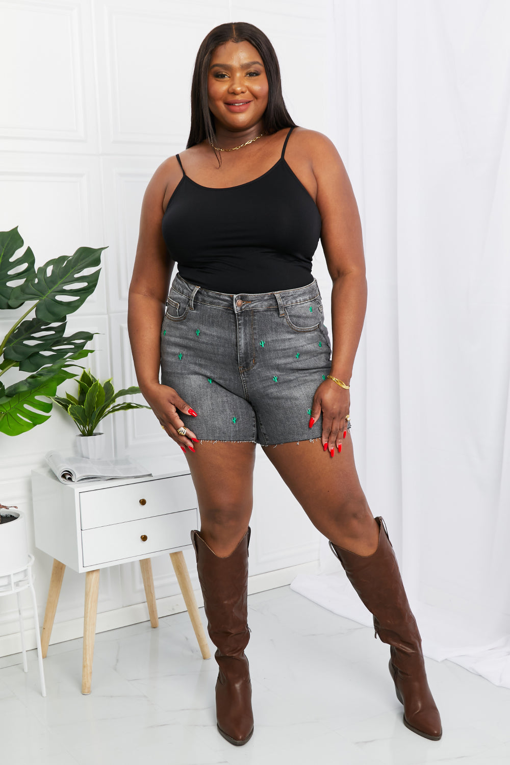 Judy Blue Full Size Cactus Contrast Raw Hem Slit Denim Shorts  Shorts- Doll Fits