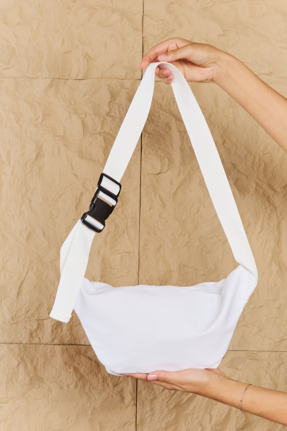 Fame Travel Buddy Clear Zipper Pocket Fanny Pack Bag  - Doll Fits