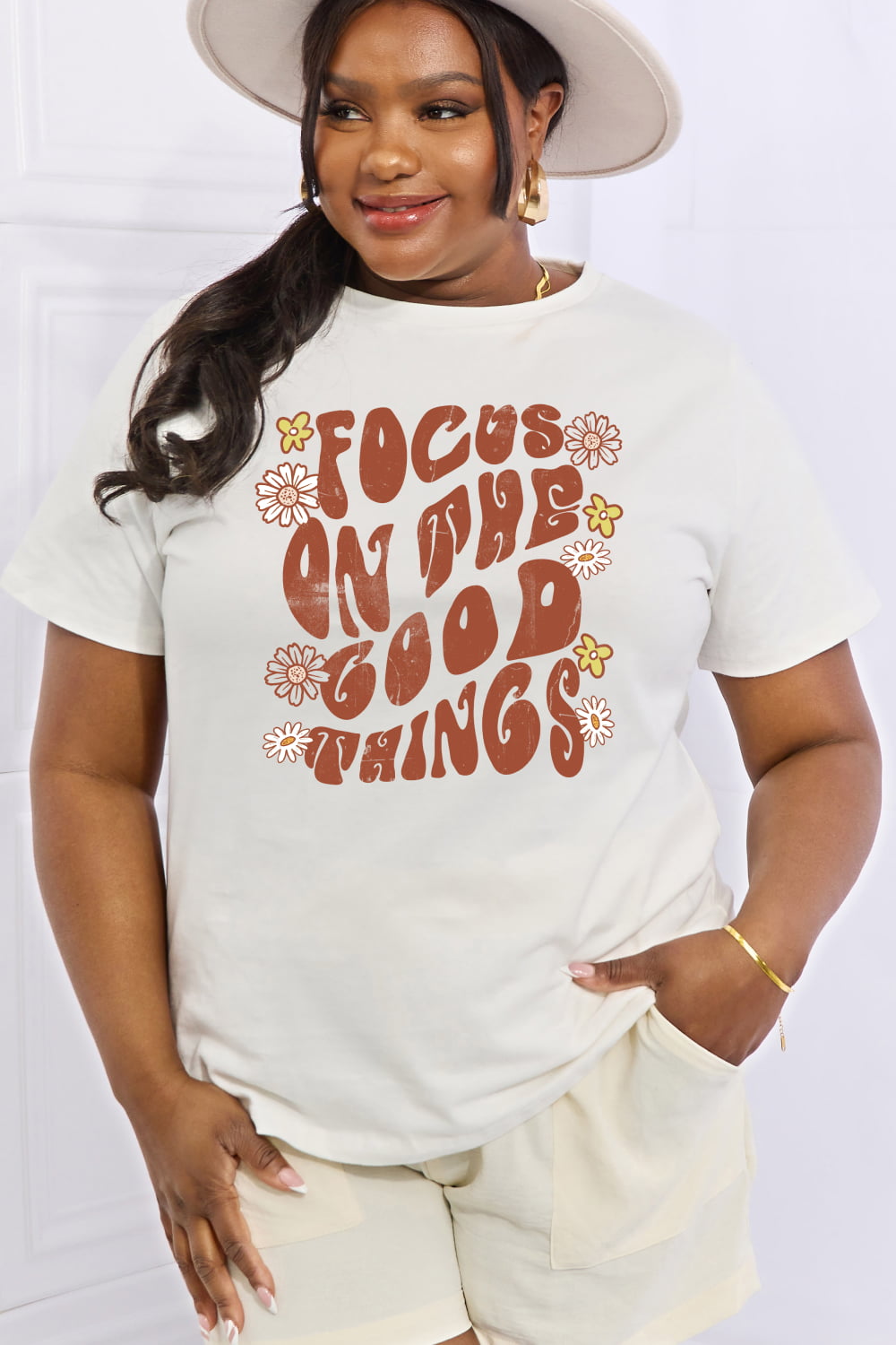 Simply Love Full Size FOCUS ON THE GOOD THINGS Graphic Cotton Tee  - Doll Fits