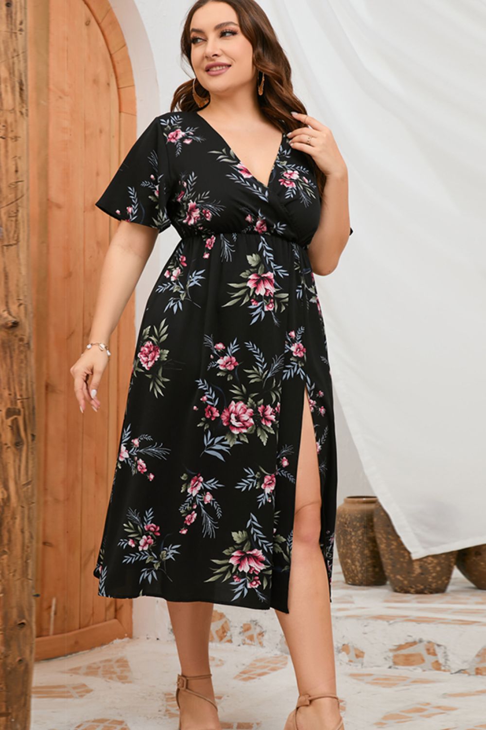 Plus Size Floral Short Sleeve Split Dress  Dresses- Doll Fits