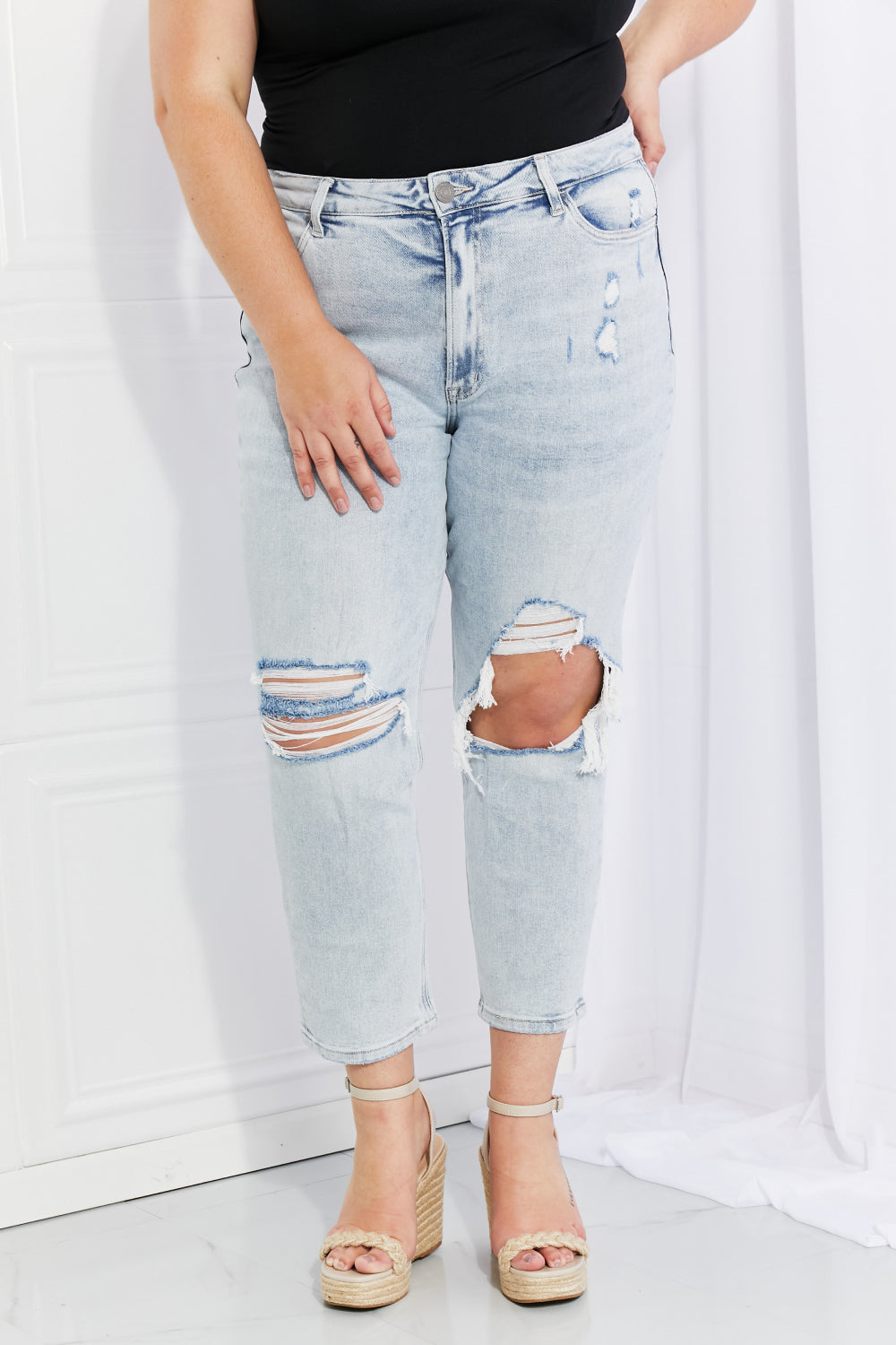 Vervet by Flying Monkey Stand Out Full Size Distressed Cropped Jeans  Pants- Doll Fits