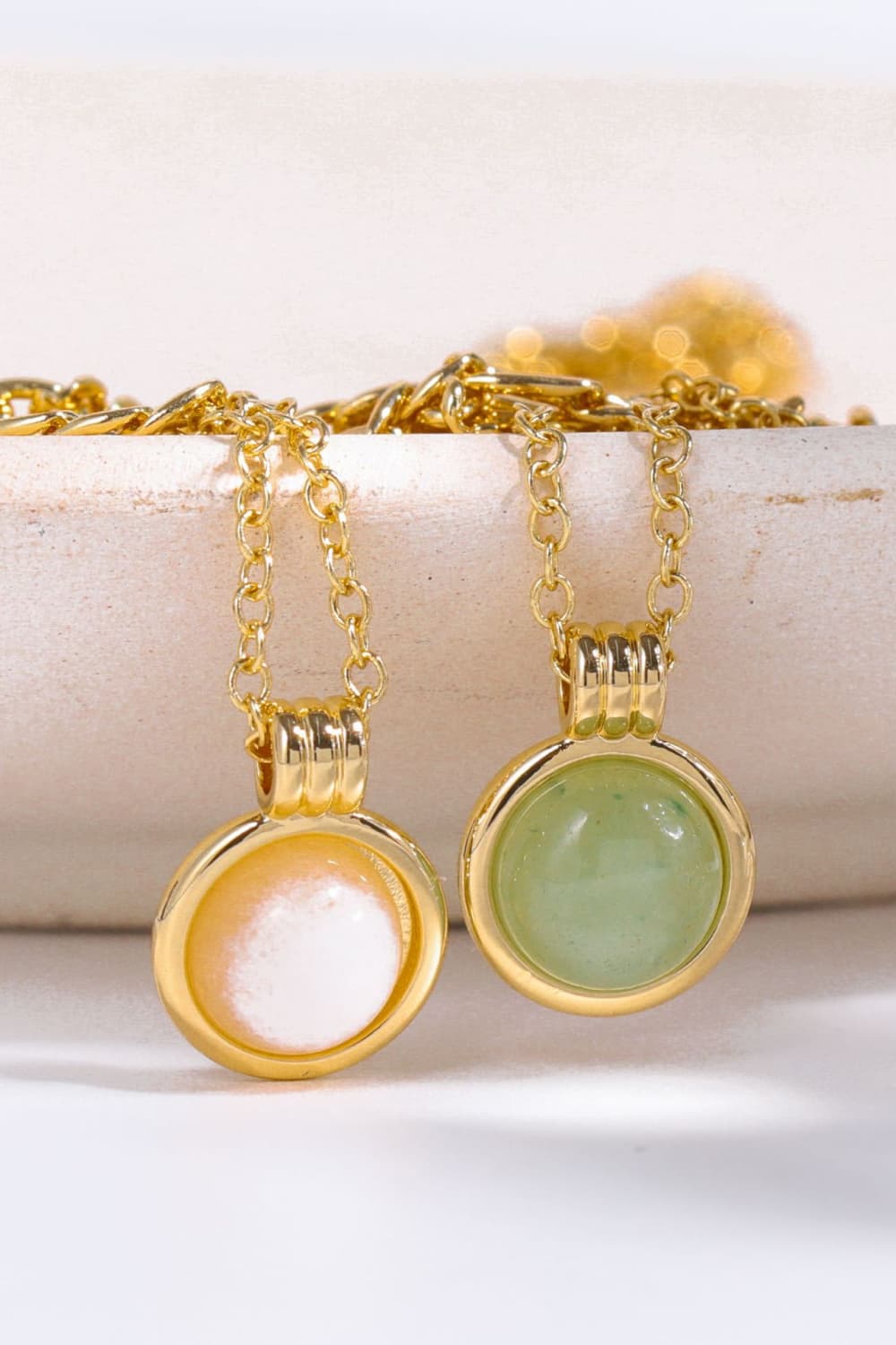Copper 14K Gold Pleated Round Shape Aventurine Pendant Necklace  Necklaces- Doll Fits