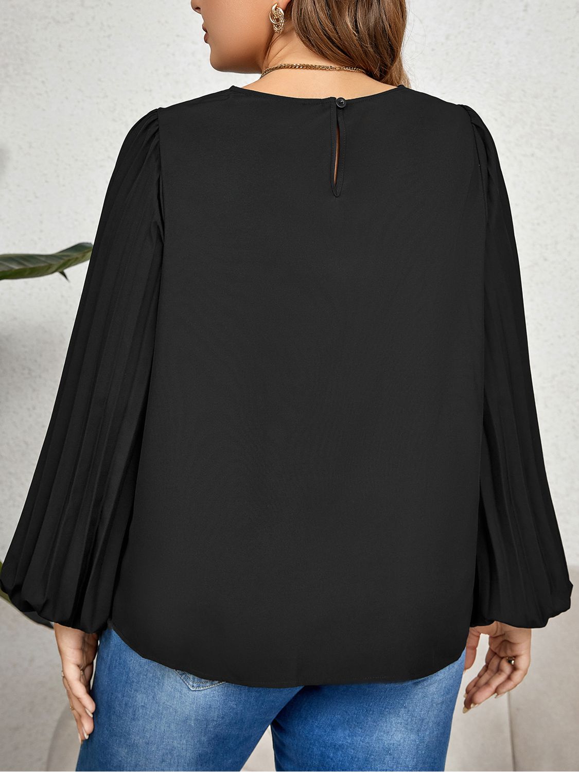 Plus Size Round Neck Puff Sleeve Blouse  - Doll Fits