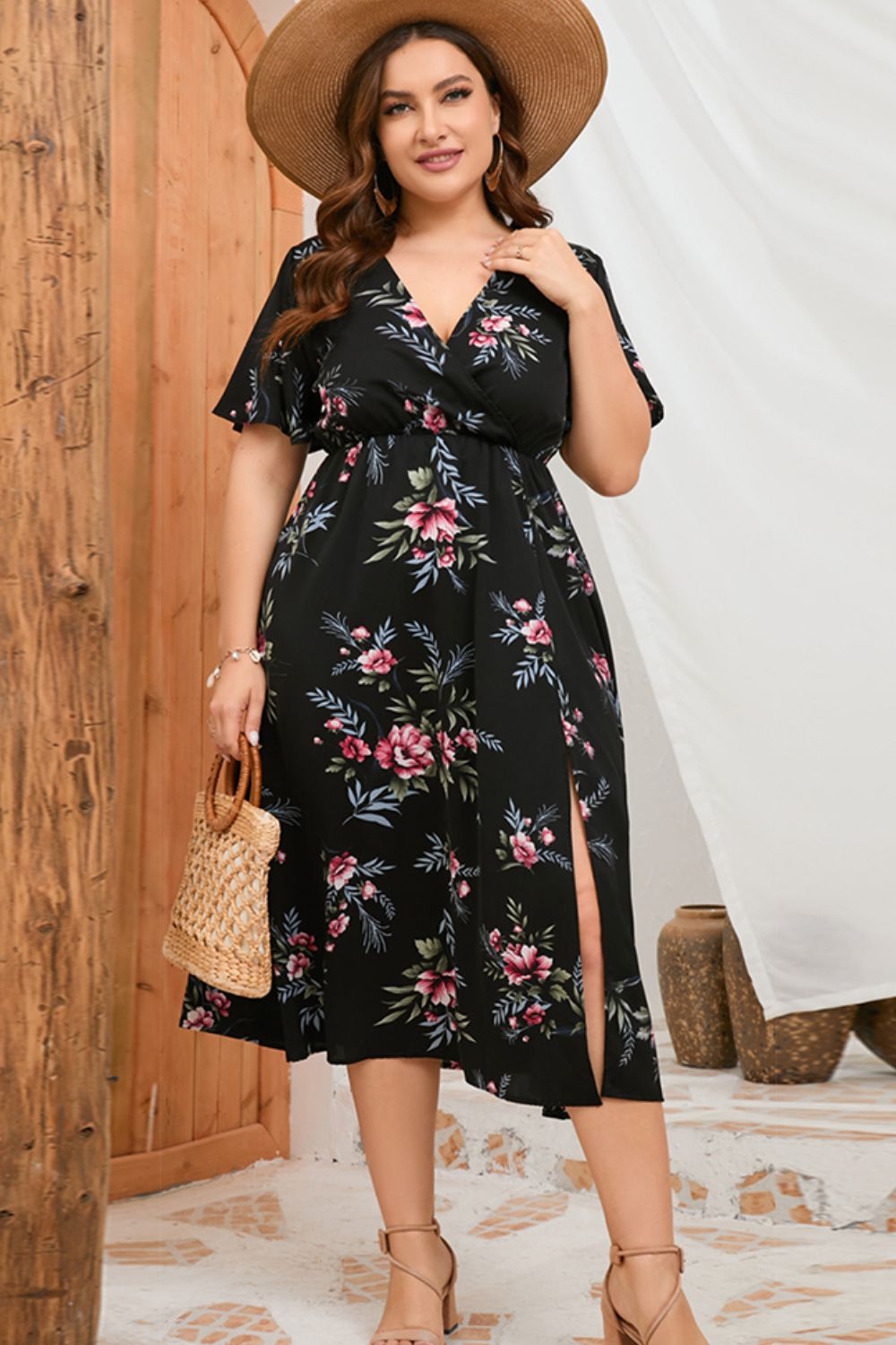 Plus Size Floral Short Sleeve Split Dress  Dresses- Doll Fits