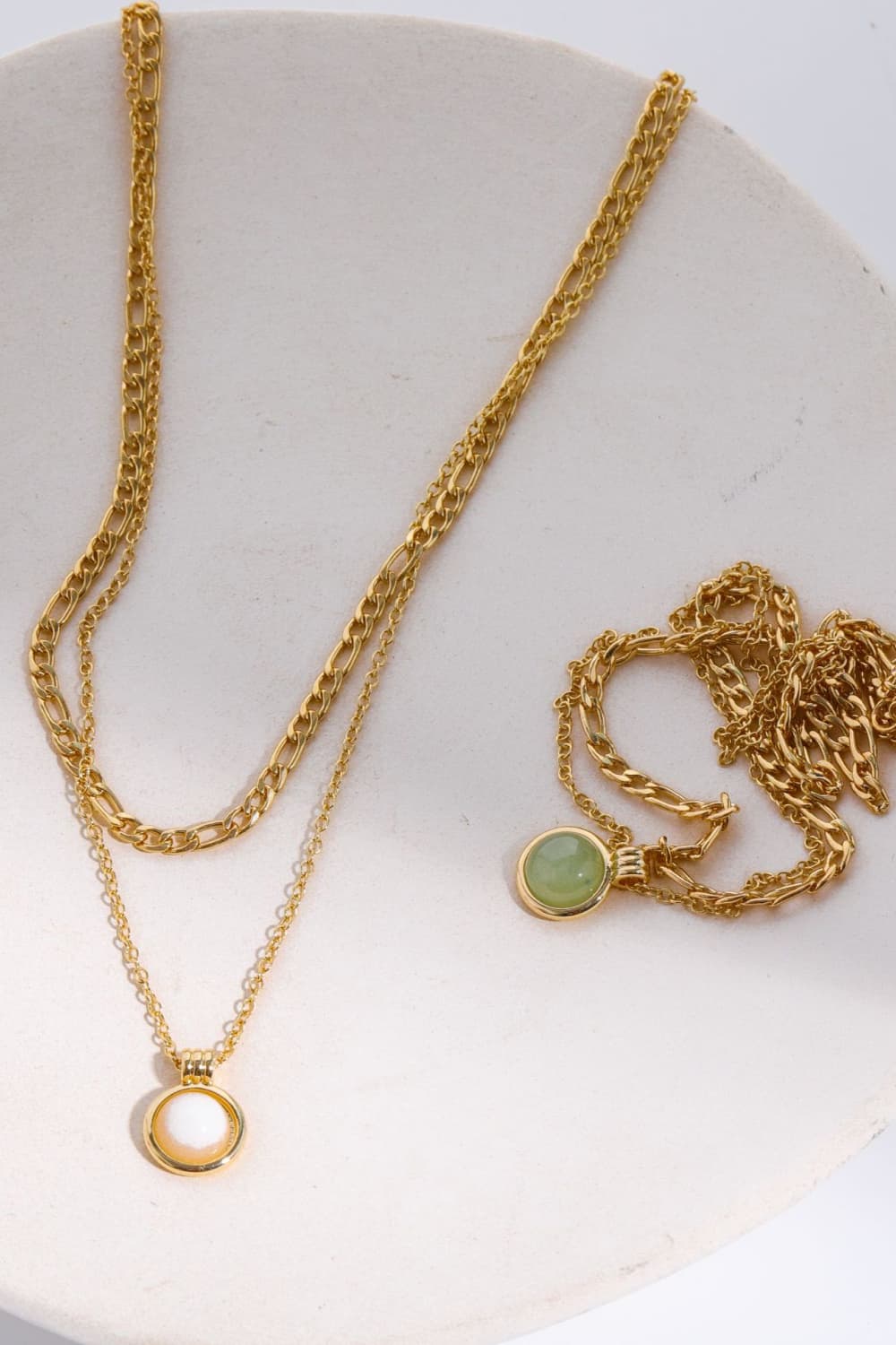 Copper 14K Gold Pleated Round Shape Aventurine Pendant Necklace  Necklaces- Doll Fits